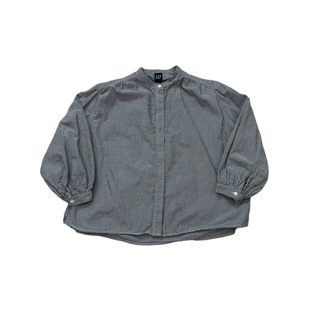 GAP Relaxed Shirt Button Up in Grey Stripe Size S